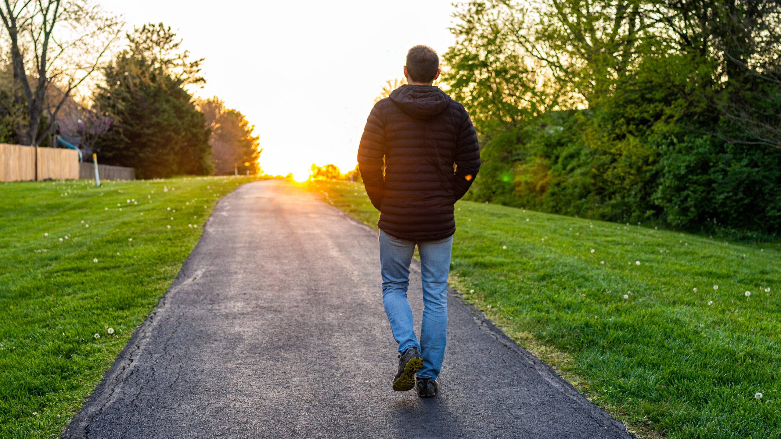 How many steps you need to walk daily to stay fit?