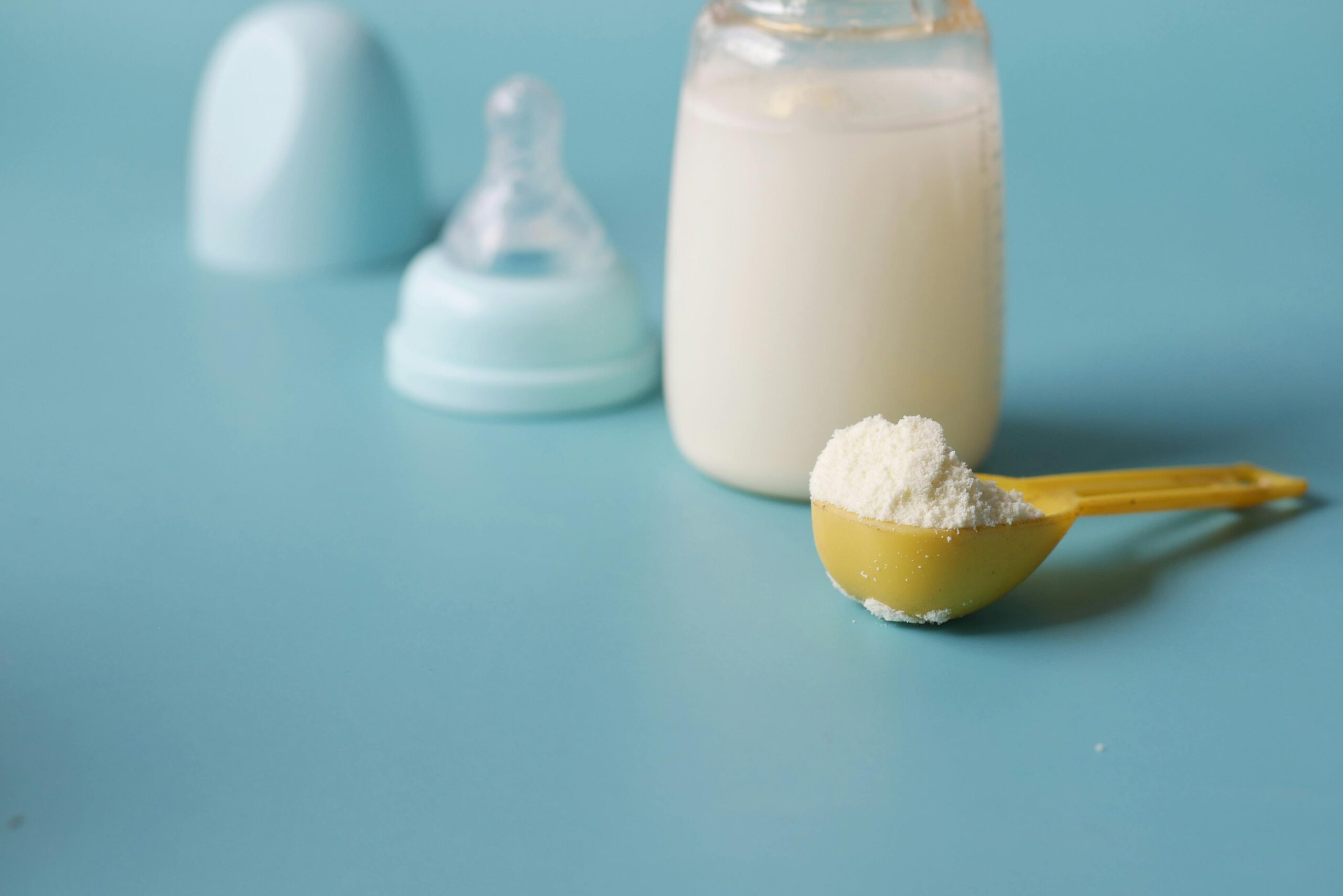 Feeding Your Baby Formula: Is It Good or Bad?